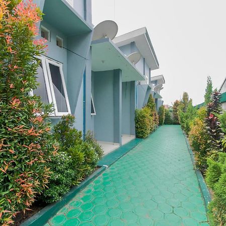 Reddoorz Near Universitas Palangkaraya Exterior photo