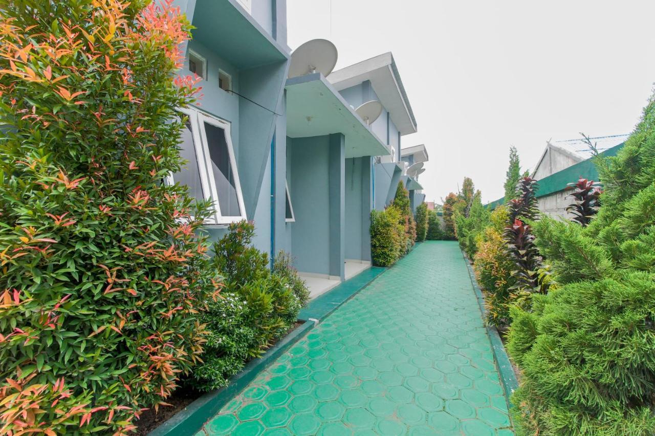 Reddoorz Near Universitas Palangkaraya Exterior photo