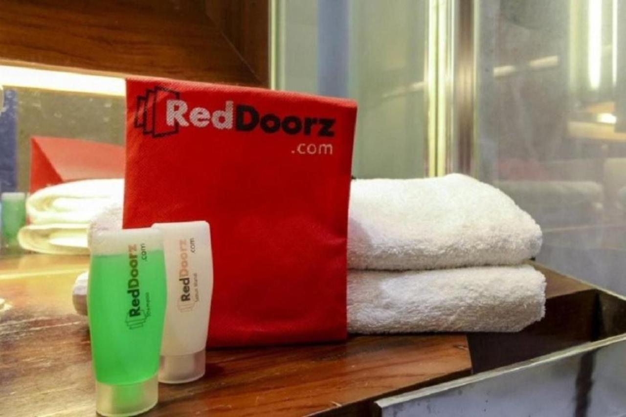Reddoorz Near Universitas Palangkaraya Exterior photo